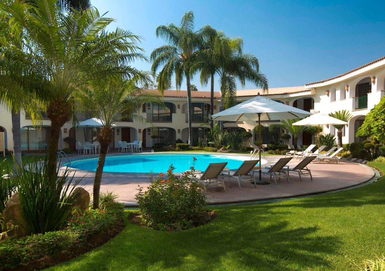 Hotel Guadalajara Plaza Ejecutivo Сапопан Экстерьер фото